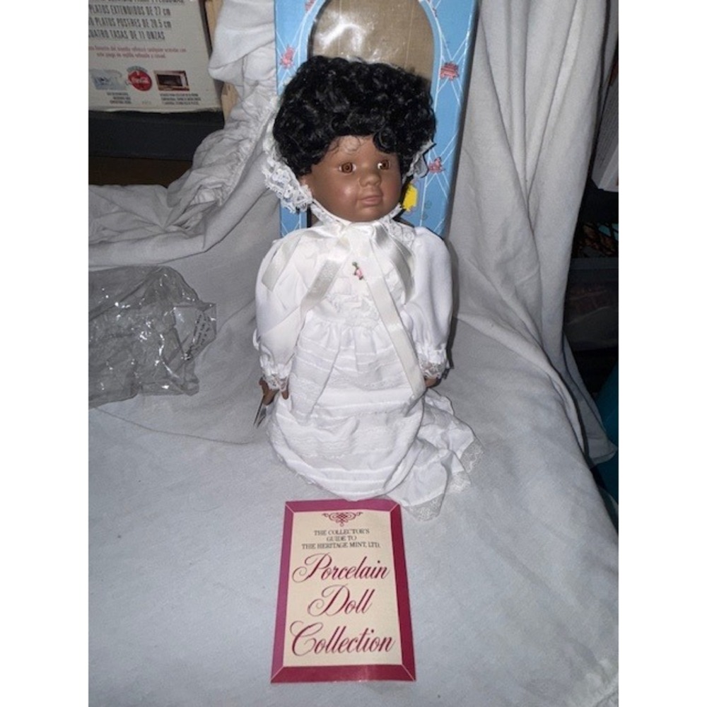 Sweet Innocent Collection Jessica Doll Handcrafted Porcelain Doll Collector - Picture 5 of 8